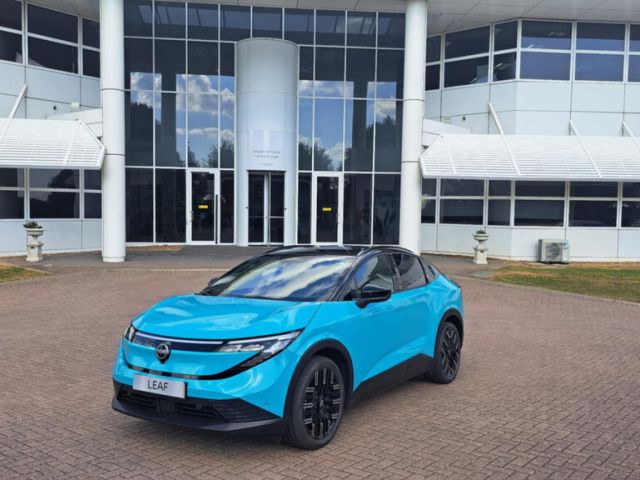 Nissan steuert den Leaf bei - Bild 1