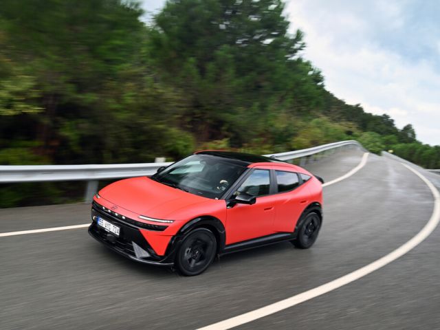 Fahrbericht Hyundai Ioniq 3: Familienkutsche im Trainingsanzug - Bild 1