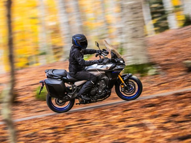 Ratgeber: Motorrad fahren bei starkem Wind - Bild 1