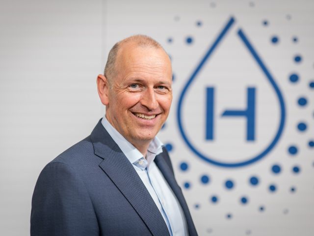 Interview Lars-Peter Thiesen (Opel): „Viel zu kurz gesprungen, nur auf eine Technologie zu setzen.“ - Bild 1