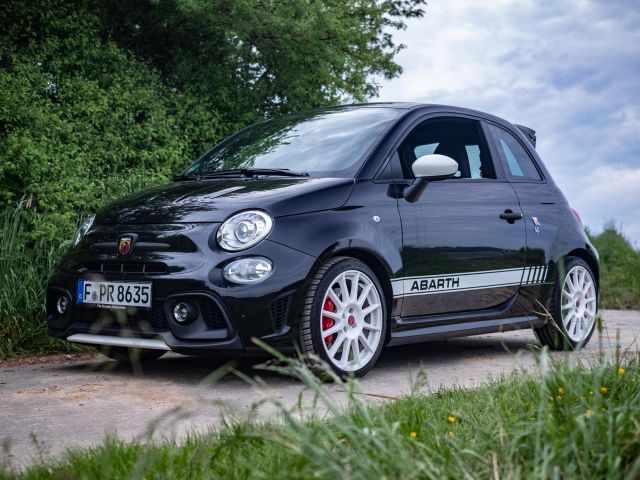 Praxistest Abarth 695 Esseesse: Klein – aber mit Hut - Bild 1