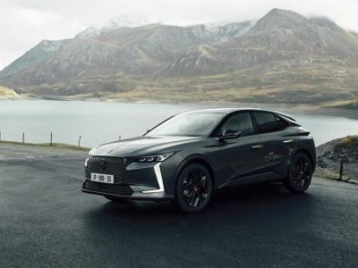 Modellpflege bringt den DS 4 E-Tense weiter