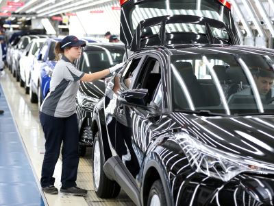 Toyota produziert erstmals ein Plug-in in Europa