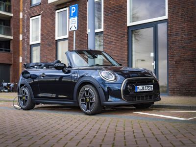 Shanghai 2023: Mini begnügt sich mit 200 Kilometern Reichweite