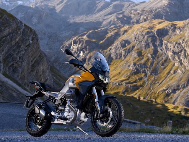 EICMA 2023: Moto Guzzi bringt wieder eine Stelvio  - Bild 1