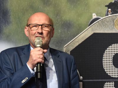 Peter Schneider erhält den Goldenen Kolben