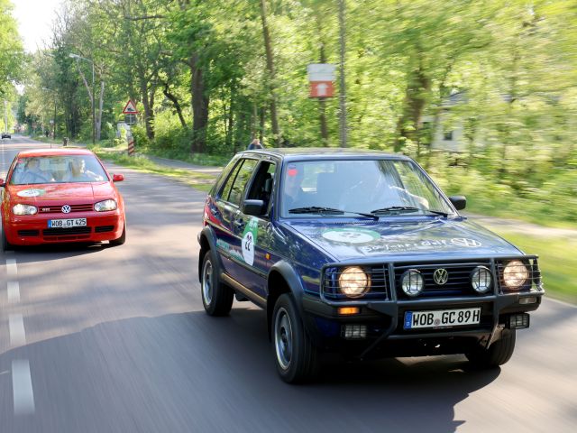 Motoren, Möpse und Malheur - Bild 1