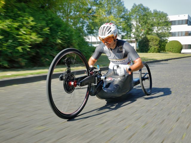 Toyota ist auch technischer Partner der Para-Sportler - Bild 1