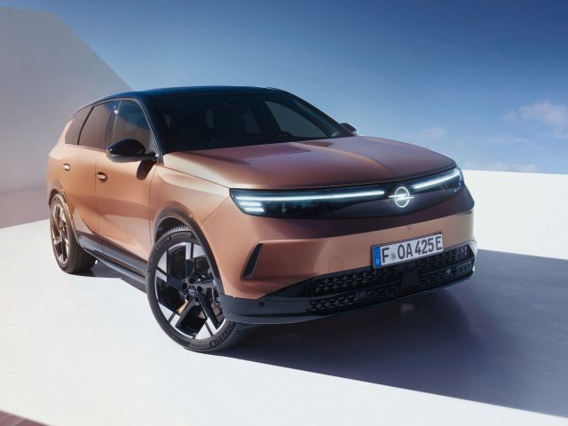 Opel Grandland Electric fährt bis zu 700 Kilometer emissionsfrei - Bild 1