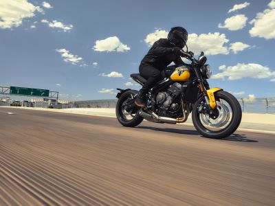 Triumph rüstet die Trident 660 auf
