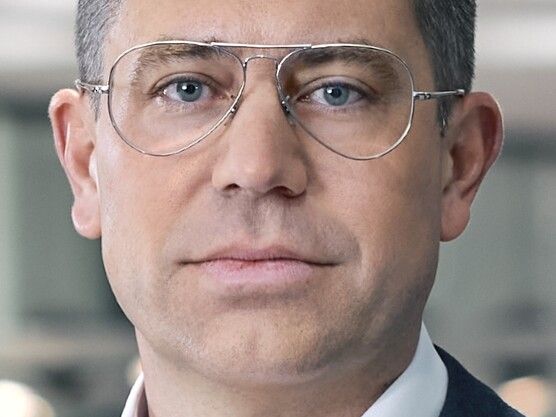 ZF beruft einen neuen Vorstandsvorsitzenden - Bild 1