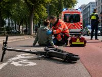 Der AvD fordert strengere Regeln für E-Scooter