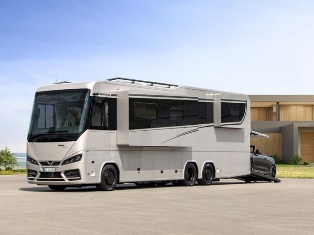 Caravan Salon: Das teuerste Austellungsstück kostet 2,2 Millionen Euro - Bild 1