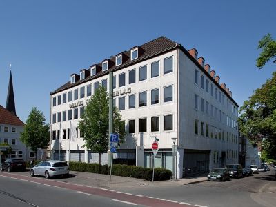 Delius Klasing: 111 Jahre zu Wasser, zu Lande und in der Luft