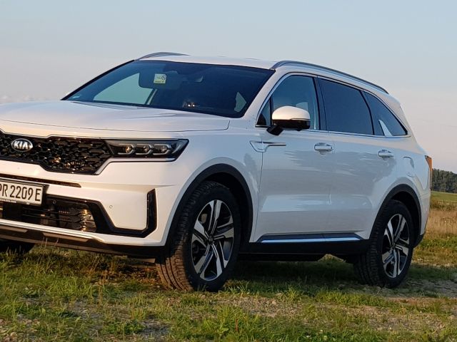 Praxistest Kia Sorento PHEV: Lounge-Erlebnis mit Umweltabzeichen - Bild 1