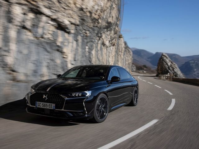 DS 9 mit bis zu 360 PS und Allradantrieb - Bild 1