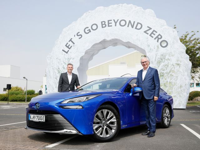 Ein Toyota Mirai für „HyCologne“ - Bild 1