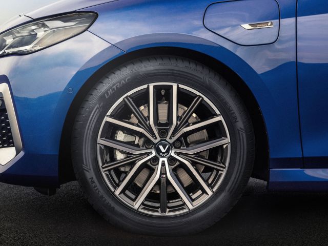 BMW 2er Active Tourer ab Werk jetzt auf Vredestein - Bild 1