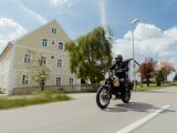 Fahrbericht Royal Enfield Scram 411: Himalayan für Heimatverbundene - Bild 17