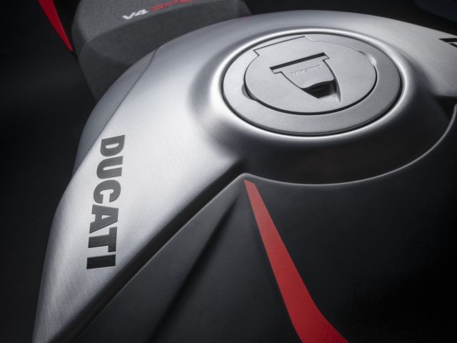 Ducati holt das erste Halbjahr wieder auf - Bild 1