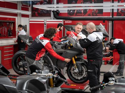 Ducati baut bis Mitte Februar 23 Moto-E-Maschinen