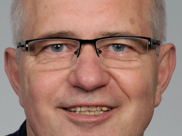 Zwischenruf: Kleine Autos, hohe Preise und ein Dauersieger - Bild 1