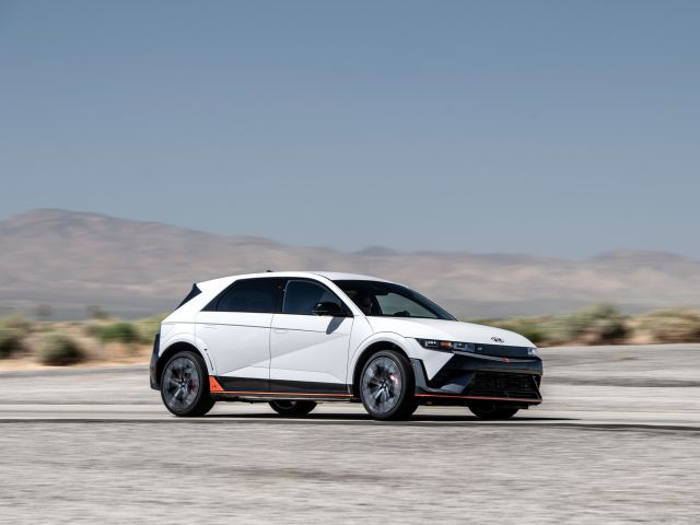 Vorschau: Zwei Stromer, eine Messe und einige Weihnachtstipps - Bild 1