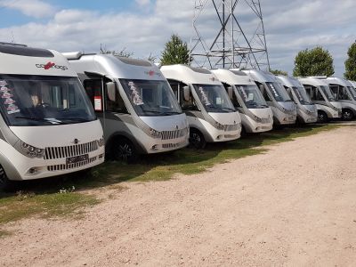 Reisemobile weiter im Aufwind, Caravans schwächeln