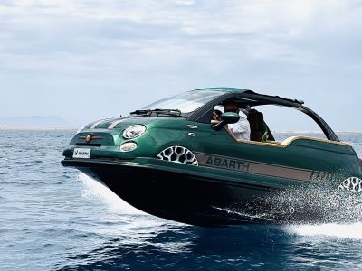 Mit dem Abarth auf  dem Wasser