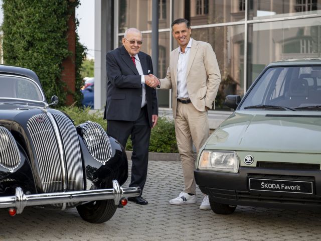 Skoda feiert 90. Geburtstag von Petr Hrdlička - Bild 1