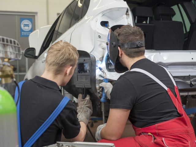 Steigende Ersatzteilpreise belasten Kfz-Versicherer  - Bild 1