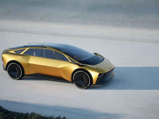 Kia blickt in die Zukunft und in die Vergangenheit - Bild 1