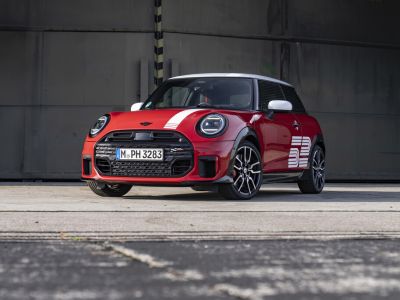 Mini feiert mit etwas Verspätung
