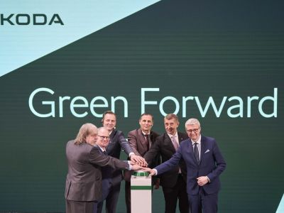 Skoda eröffnet neue Montagehalle für Batteriesysteme 