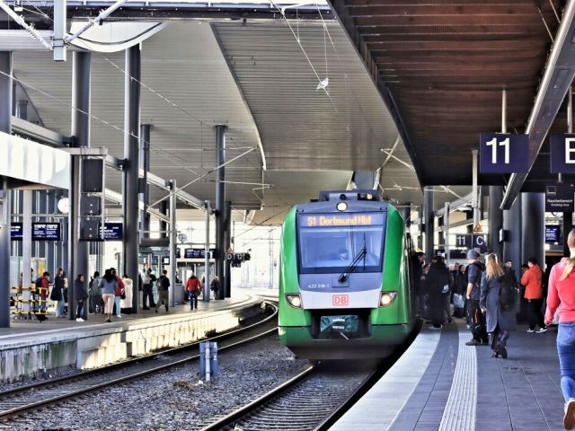 Fahrgastzahlen im ÖPNV stagnieren - Bild 1