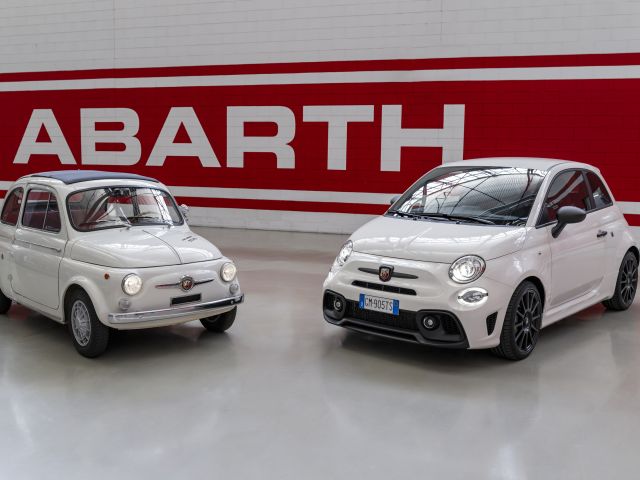 Im Rückspiegel: 27 PS machen aus dem Fiat 500 eine kleine Sportskanone - Bild 1