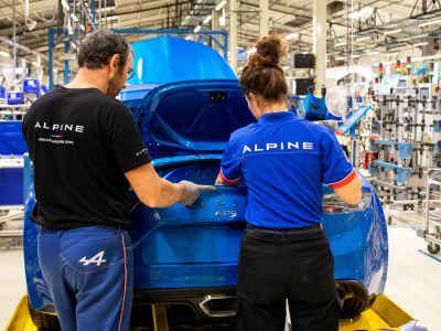 Alpine-Werksbesichtigung in Dieppe: In der Ruhe liegt die Kraft