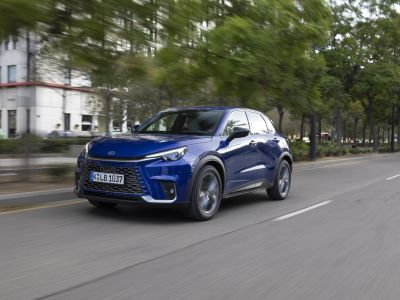 Lexus LBX im Leasing ab 279 Euro