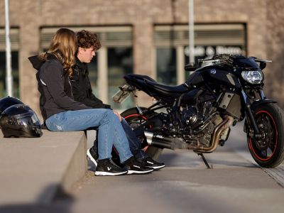 Reinschlüpfen und losfahren