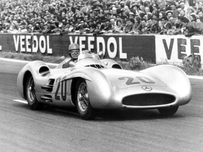 Im Rückspiegel: Mit Silberpfeil und Stromlinie zurück zu Motorsport-Erfolgen