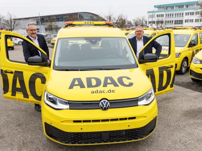 Der ADAC übernimmt die ersten 120 VW Caddy
