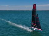 Alfa Romeo beim America´s Cup unter vollen Segeln - Bild 2