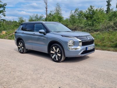 Vorschau: E-AMG, Vorreiter-Rückkehr und Roadster-Herrlichkeit