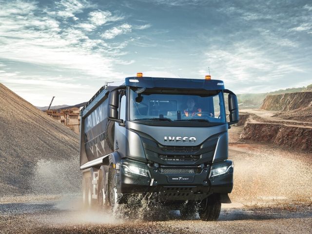 Tata will Iveco kaufen - Bild 1