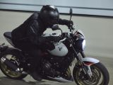 Triumph reicht die Trident 800 nach - Bild 7