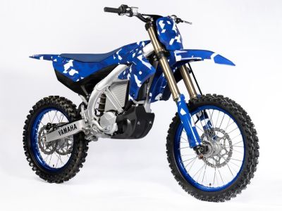 EICMA 2025: Yamaha zeigt elektrische Motocross-Maschine