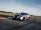 Alfa Romeo legt exklusive Giulia Quadrifoglio Luna Rossa auf - Bild 2
