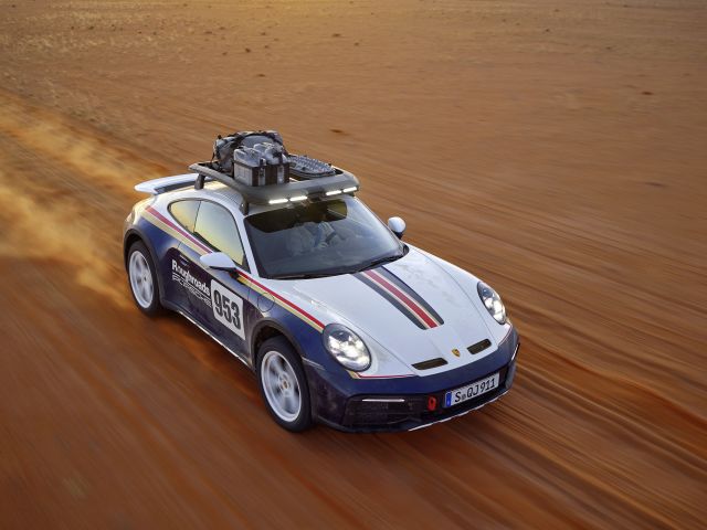 LA 2022: Porsche schickt 2500 Käufer in die Wüste - Bild 1
