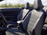 VW T-Roc Cabriolet im grauen Kleid - Bild 9