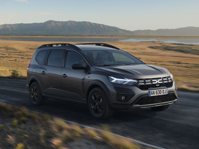 Dacia bringt seinen ersten Hybrid - Bild 1